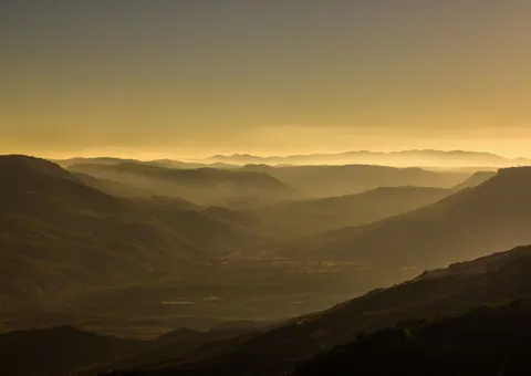 夕阳山景 4K壁纸 · sunset · 3840×2715