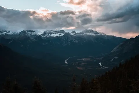 Tapeta Góry o Zachodzie Słońca 4K · sunset · 3840×2560