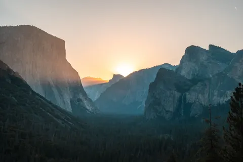 Hình nền Núi Non Lúc Hoàng Hôn 4K · sunset · 3840×2560