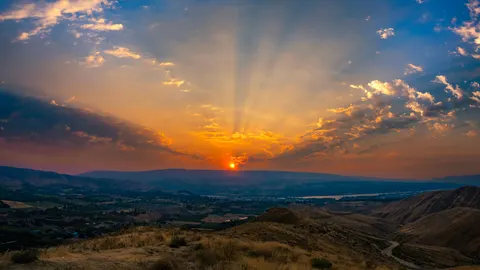 Tapeta Góry o Zachodzie Słońca 4K · sunset · 3840×2160