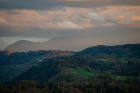 夕阳山景 4K壁纸 · sunset · 3840×2561