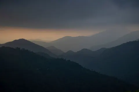 夕阳山景 4K壁纸 · sunset · 3840×2560