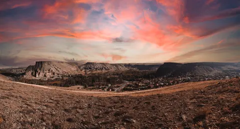 Papel de parede Montanhas ao por do sol 4K · sunset · 3840×2069