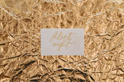 Gold Foil 4K Wallpaper · textures · 3840×2560