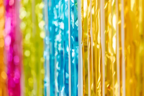 Gold Foil 4K Wallpaper · textures · 3840×2560