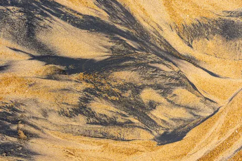Gold Foil 4K Wallpaper · textures · 3840×2560
