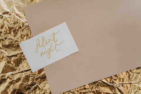 Gold Foil 4K Wallpaper · textures · 3840×2560