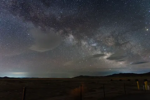 银河夜空 4K壁纸 · space · 3840×2560