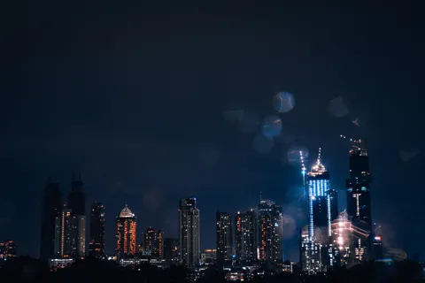 City Skyline at Night 4K Wallpaper · city · 3840×2560