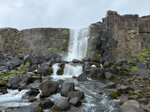 والپیپر آبشارهای ایسلند با کیفیت 4K · waterfall · 3840×2880