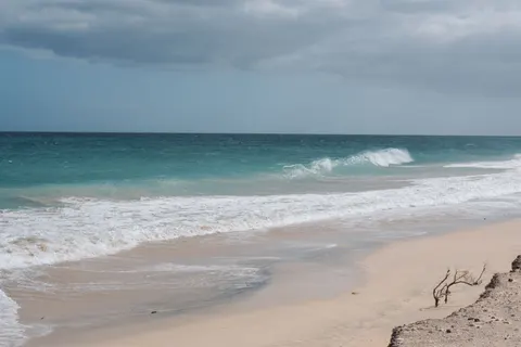 Tropischer Strand 4K Hintergrundbild · ocean · 3840×2560