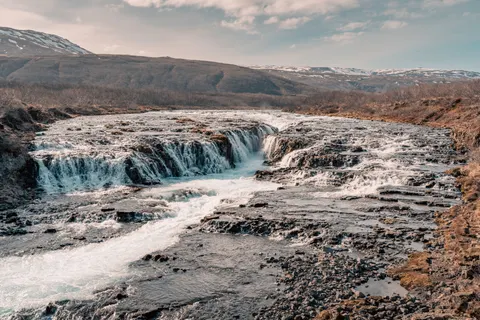 Iceland Falls 4K Wallpaper · waterfall · 3840×2560
