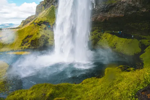 Islands Wasserfälle 4K Hintergrundbild · waterfall · 3840×2560