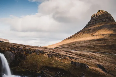 Hình nền Thác Nước Iceland 4K · waterfall · 3840×2560