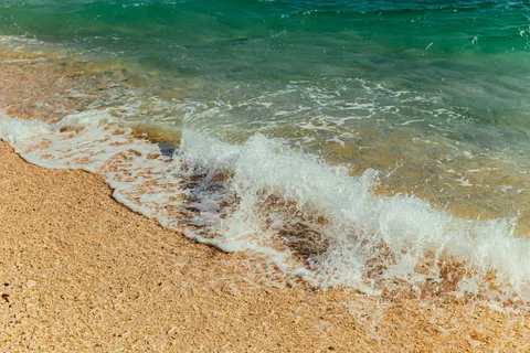 热带海滩 4K壁纸 · ocean · 3840×2560