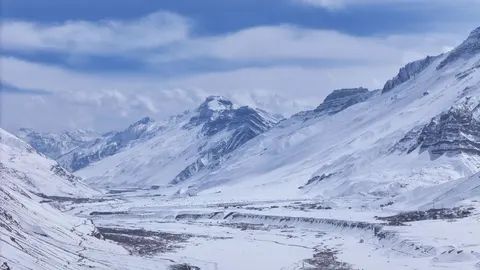 خلفية ثلج الشتاء بدقة 4K · nature · 3840×2160