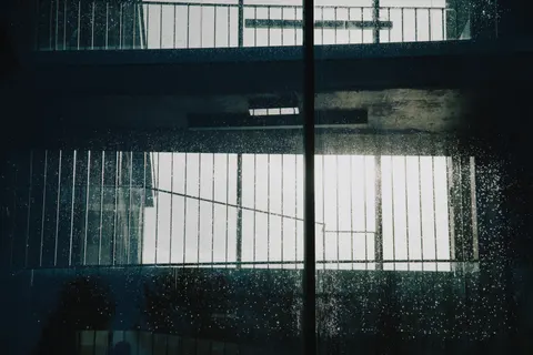 Rain Drops 4K Wallpaper · nature · 3840×2560