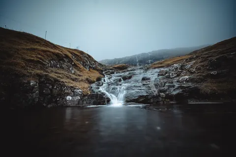 Seidenwasserfall 4K Hintergrundbild · waterfall · 3840×2560