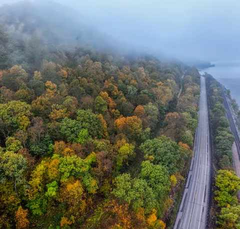 Обои Туманная дорога 4K · nature · 3840×3672