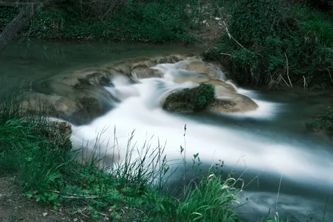 Silky Waterfall 4K Wallpaper · waterfall · 3840×2560