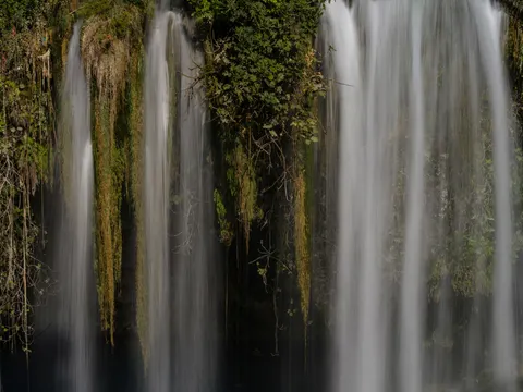 İpeksi Şelale 4K Duvar Kağıdı · waterfall · 3840×2880