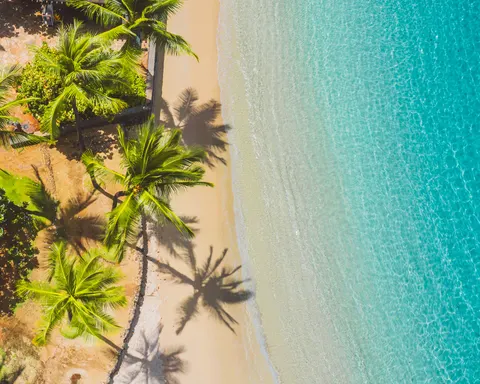 Tapeta Tropikalna Plaża 4K · ocean · 3840×3072