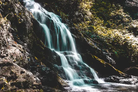 Hình nền Thác Nước Lụa 4K · waterfall · 3840×2560