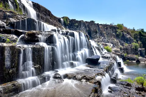 Papel de parede Cachoeira do Penhasco 4K · waterfall · 3840×2561