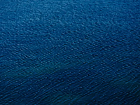 गहरा नीला 4K वॉलपेपर · underwater · 3840×2880