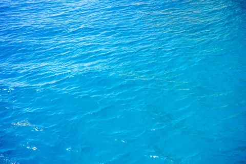 Tapeta Głęboki Błękit 4K · underwater · 3840×2560