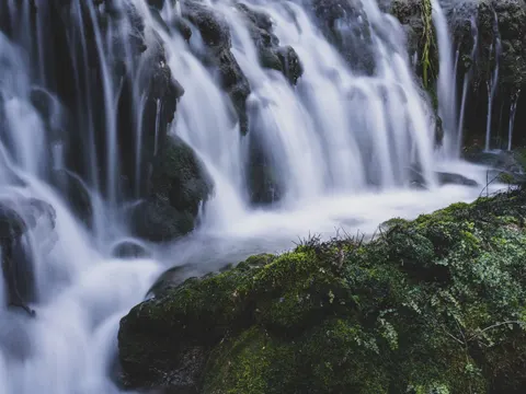 Forest Waterfall 4K Wallpaper · waterfall · 3840×2880
