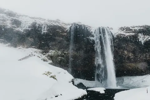Hình nền Thác Nước Iceland 4K · waterfall · 3840×2560