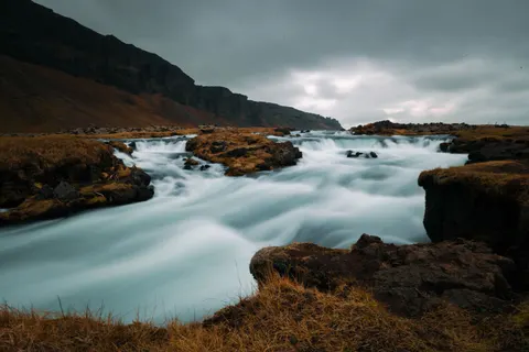 والپیپر آبشارهای ایسلند با کیفیت 4K · waterfall · 3840×2560