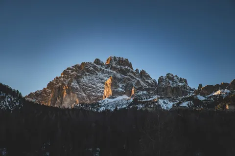 Mountain Range 4K Wallpaper · mountains · 3840×2560