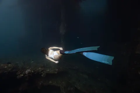 Обои Дайвер 4K · underwater · 3840×2560