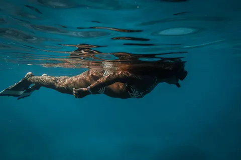 Обои Дайвер 4K · underwater · 3840×2560