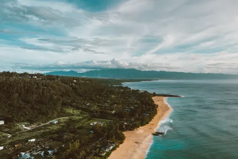हवाई तटरेखा 4K वॉलपेपर · aerial · 3840×2558