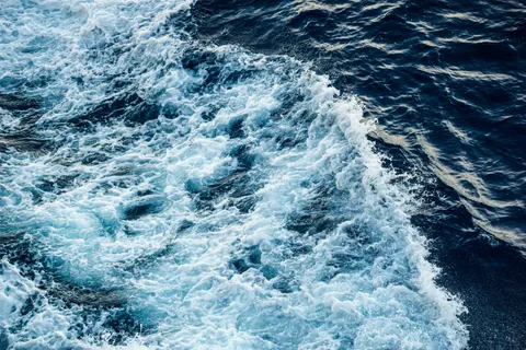 Обои Глубокий синий 4K · underwater · 3840×2560