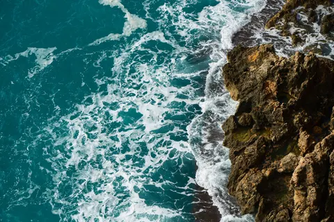 Meereswellen 4K Hintergrundbild · ocean · 3840×2561