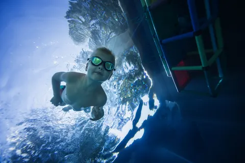Обои Дайвер 4K · underwater · 3840×2561