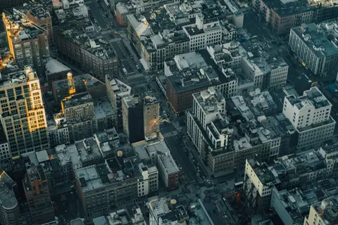 والپیپر نمای هوایی شهر با کیفیت 4K · aerial · 3840×2560