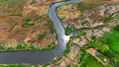 Luftaufnahme Fluss 4K Hintergrundbild · aerial · 3840×2160