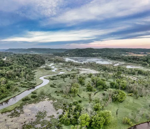 Sfondo Fiume dall'Alto 4K · aerial · 3840×3310