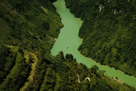 والپیپر رودخانه هوایی با کیفیت 4K · aerial · 3840×2560