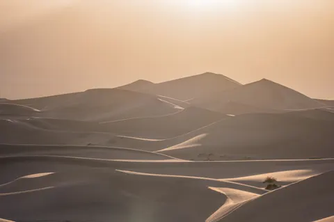 Tapeta Wydmy z lotu ptaka 4K · aerial · 3840×2555