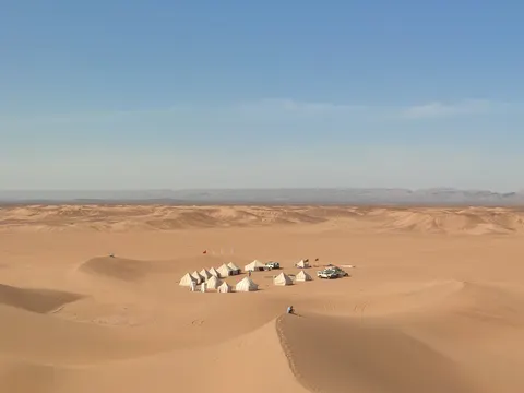 航拍沙丘 4K壁纸 · aerial · 3840×2880