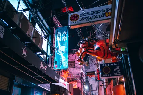 Wallpaper Kota Neon 4K · neon · 3840×2560