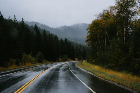 Foggy Road 4K Wallpaper · nature · 3840×2560