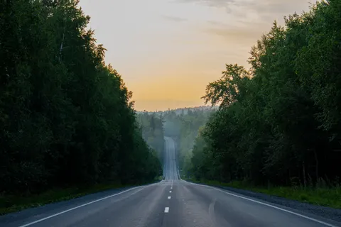 Foggy Road 4K Wallpaper · nature · 3840×2560