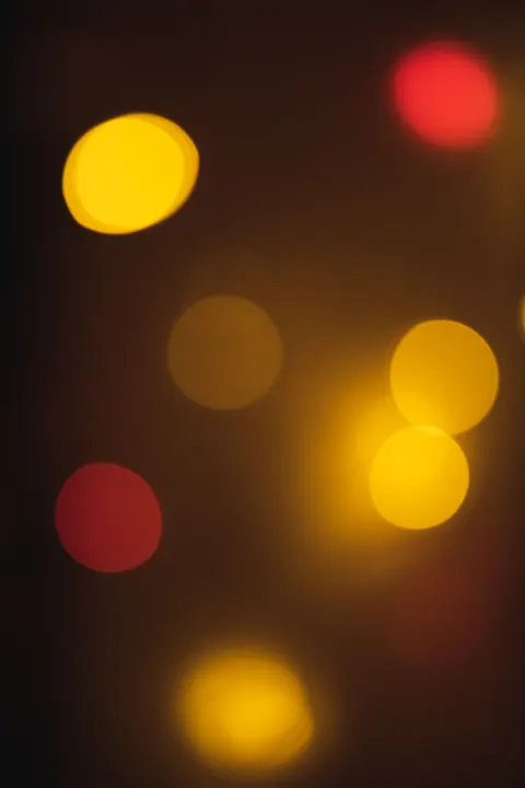 چراغ‌های بوکه والپیپر موبایل · lockscreen · 1440×2160